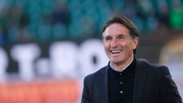 Trainer Bruno Labbadia glaubt, er wäre mit dem HSV nicht abgestiegen.
