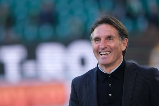 Trainer Bruno Labbadia glaubt, er wäre mit dem HSV nicht abgestiegen.