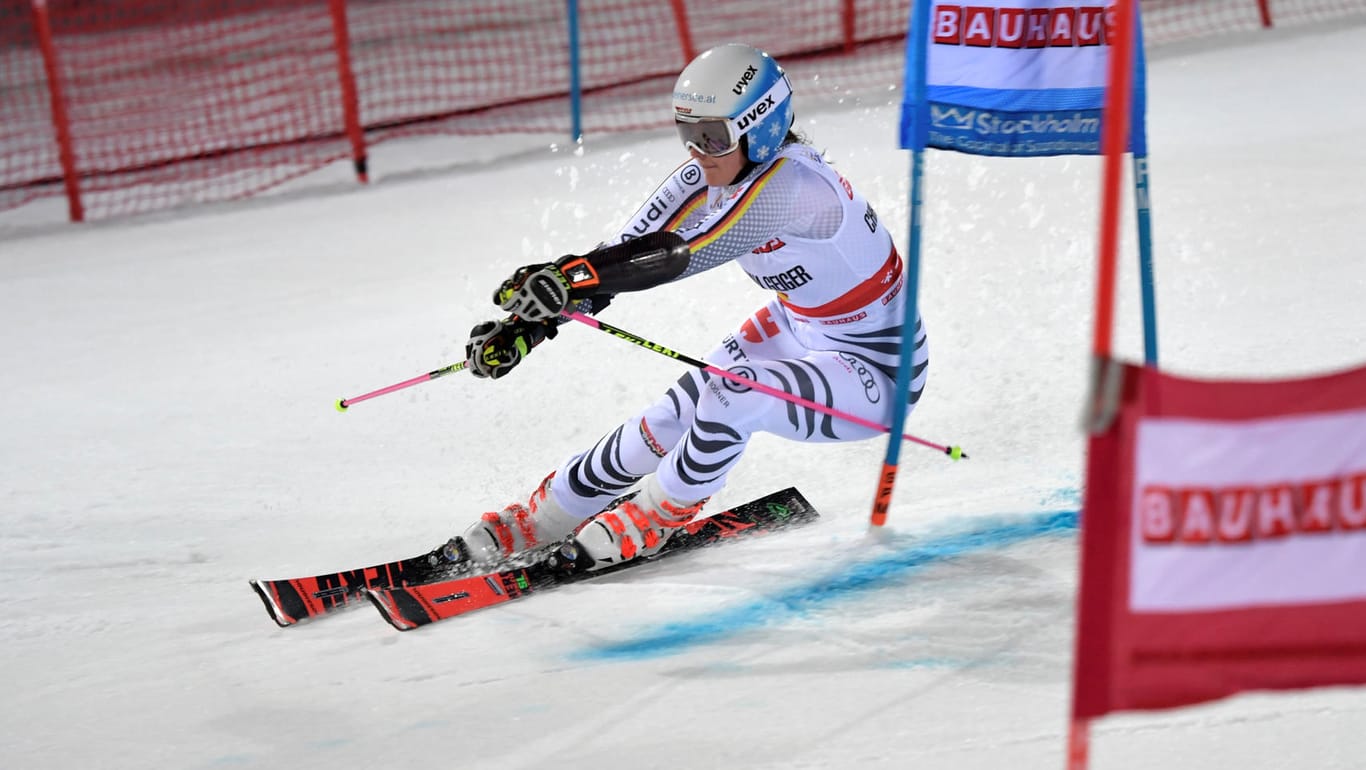 Favoritenschreck: Christina Geiger beim Parallel-Slalom in Stockholm.