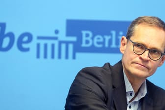 Berlins Regierender Bürgermeister Michael Müller (SPD): Der Berliner Verfassungsgerichtshof hat die Klage gegen ihn abgewiesen.