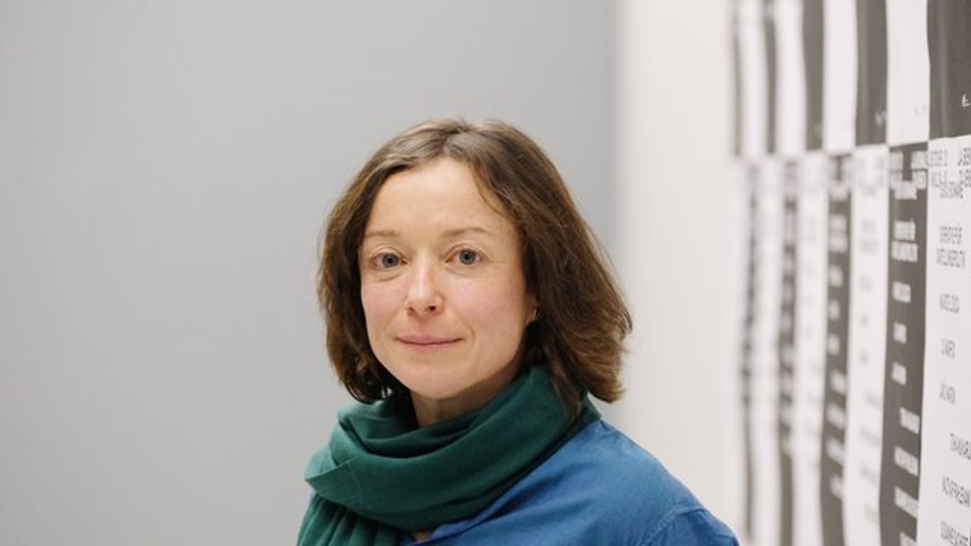 Franciska Zólyom, Kuratorin des deutschen Beitrags der Kunst-Biennale, gibt erste Einblicke.