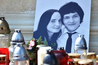 Der Reporter Jan Kuciak und seine Verlobte Martina Kusnirova: Beide wurden erschossen – Dutzende Journalisten führen jedoch Kuciaks Arbeit fort und bringen mögliche Hintermänner in Bedrängnis.