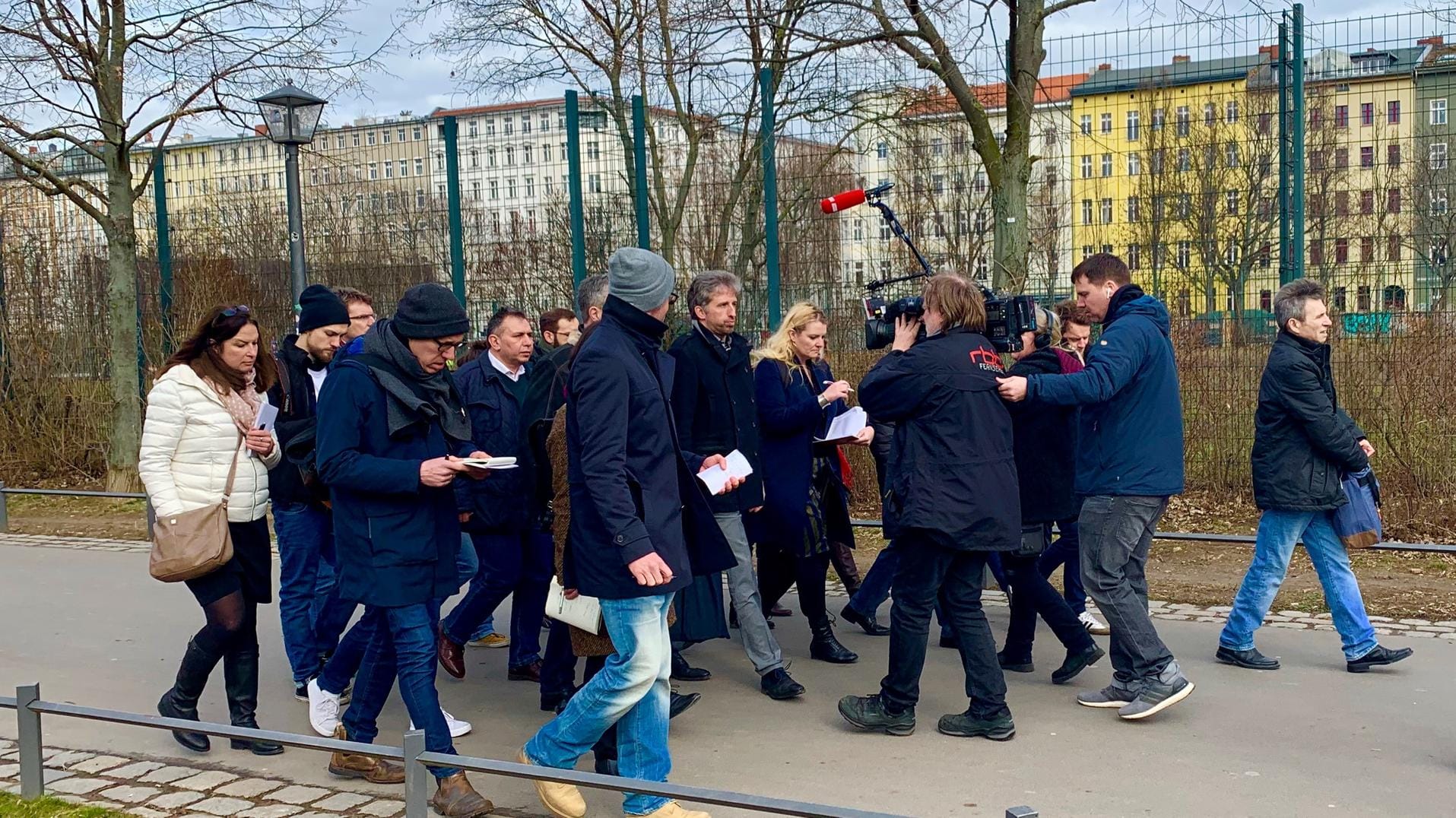 Palmer inmitten der Medien: Der Tübinger Bürgermeister besuchte Berlin.