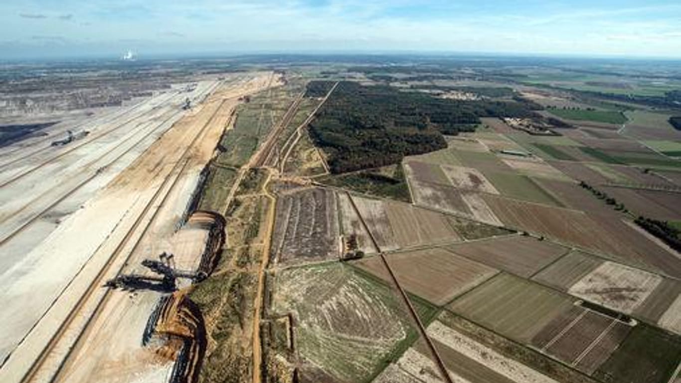 Luftbild des Hambacher Forsts, 11.09.2018: Der Energiekonzern RWE hat entschieden, in der Rodungssaison bis Frühjahr 2020 nicht abzuholzen.
