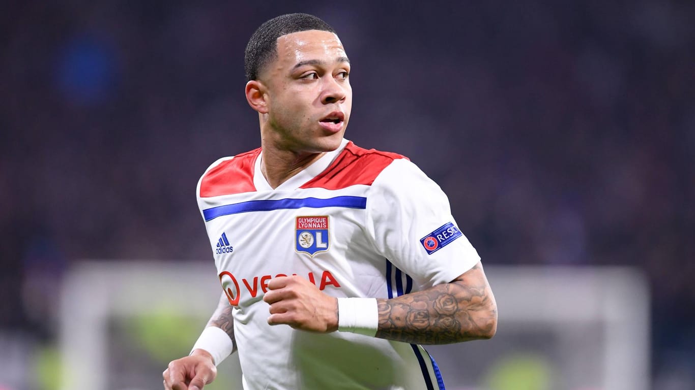 Memphis Depay während des Spiels gegen den FC Barcelona: Der Lyon-Star wurde bereits zum zweiten Mal ausgeraubt.