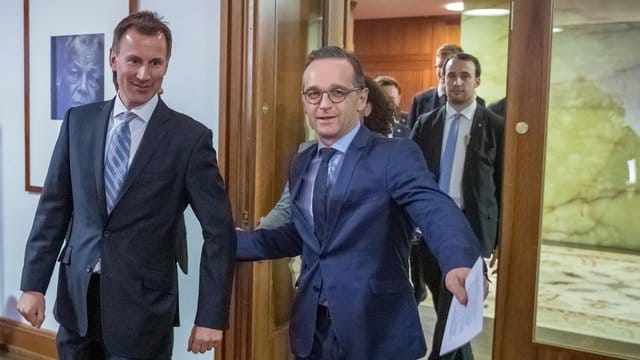 Bundesaußenminister Heiko Maas und sein britischer Amtskollege Jeremy Hunt (l) in Berlin. Bundesaußenminister Heiko Maas und sein britischer Amtskollege Jeremy Hunt (l) in Berlin.