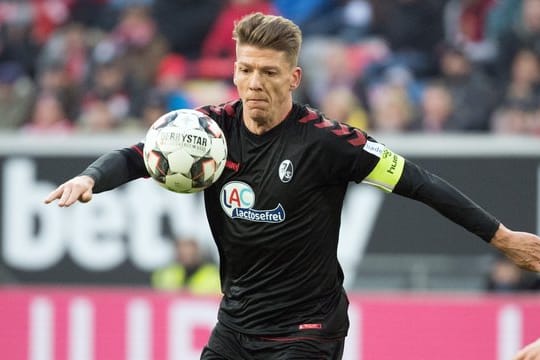 Mike Frantz ist der Kapitän des SC Freiburg.