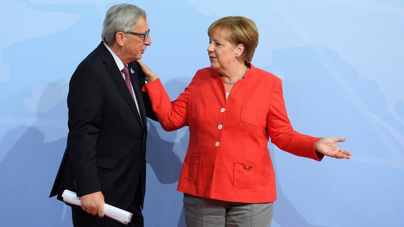Merkel und Junker (Bild vom Juli 2017): Merkel unterstützt den Chef der EU-Kommision