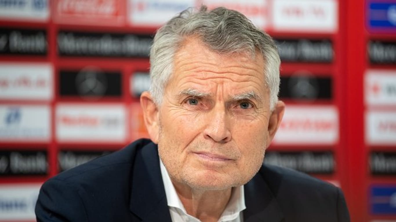 Wolfgang Dietrich, der Präsident des VfB Stuttgart, steht bei den Fans in der Kritik.