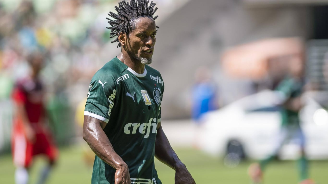 Dauerbrenner: Zé Roberto im Palmeiras-Trikot bei seinem Abschiedsspiel im Januar.
