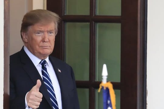 Trump hatte vergangene Woche den Nationalen Notstand an der Südgrenze der USA ausgerufen, um gegen den Willen des Kongresses den milliardenschweren Bau einer Grenzmauer finanzieren zu können.