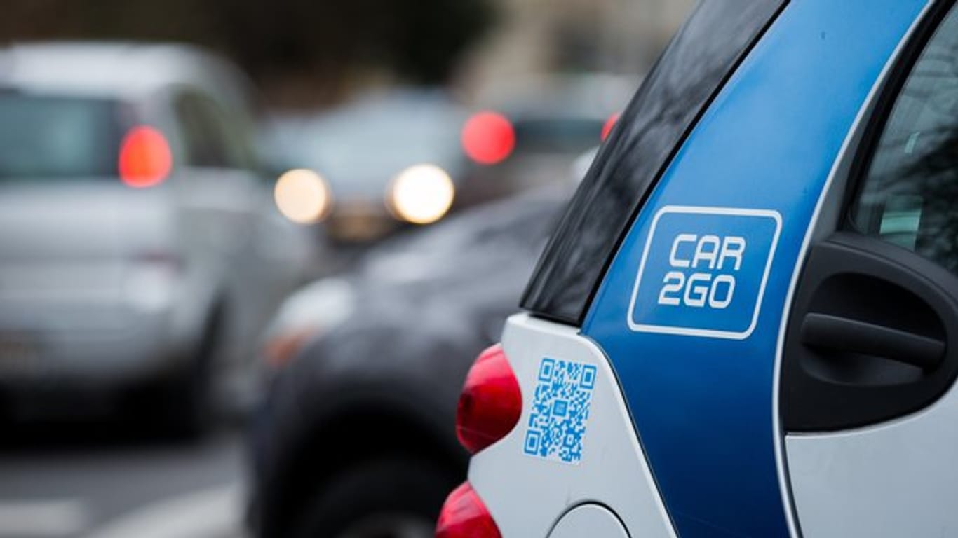 Die Carsharing-Anbieter Car2go und DriveNow führen ihre Unternehmen jetzt zusammen und werden laut Bundesverband damit zum mit Abstand größten Anbieter auf dem Markt.