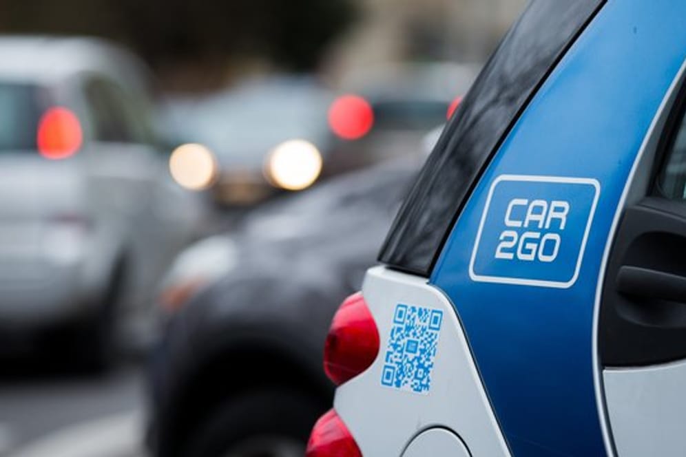Die Carsharing-Anbieter Car2go und DriveNow führen ihre Unternehmen jetzt zusammen und werden laut Bundesverband damit zum mit Abstand größten Anbieter auf dem Markt.