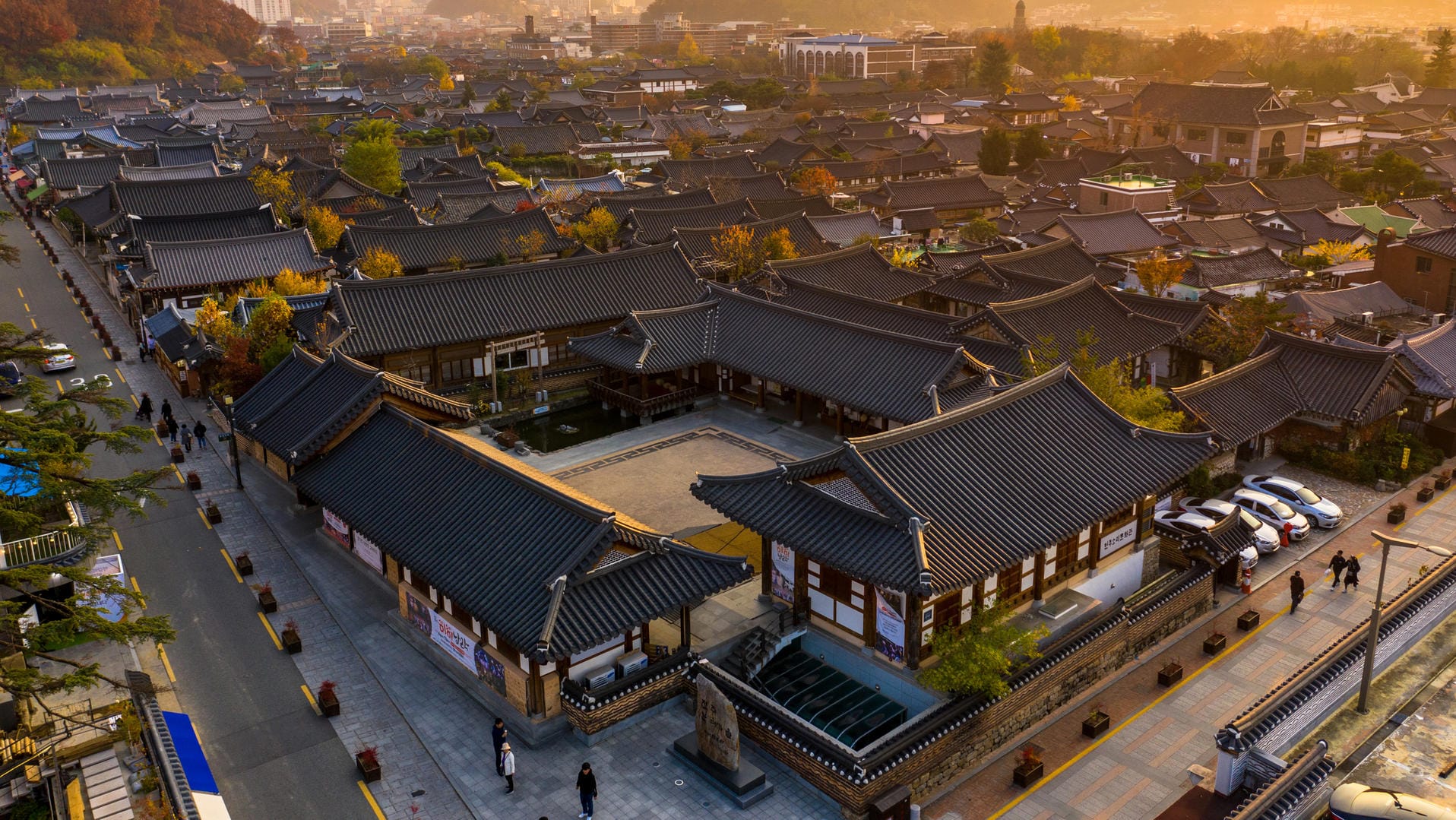 Jeonju: Südkoreas größtes zusammenhängendes Gebiet von Häusern im tradionellen Hanok-Baustil.