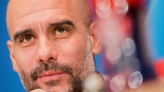 Pep Guardiola will mit Manchester City den ersten Saisontitel gewinnen.