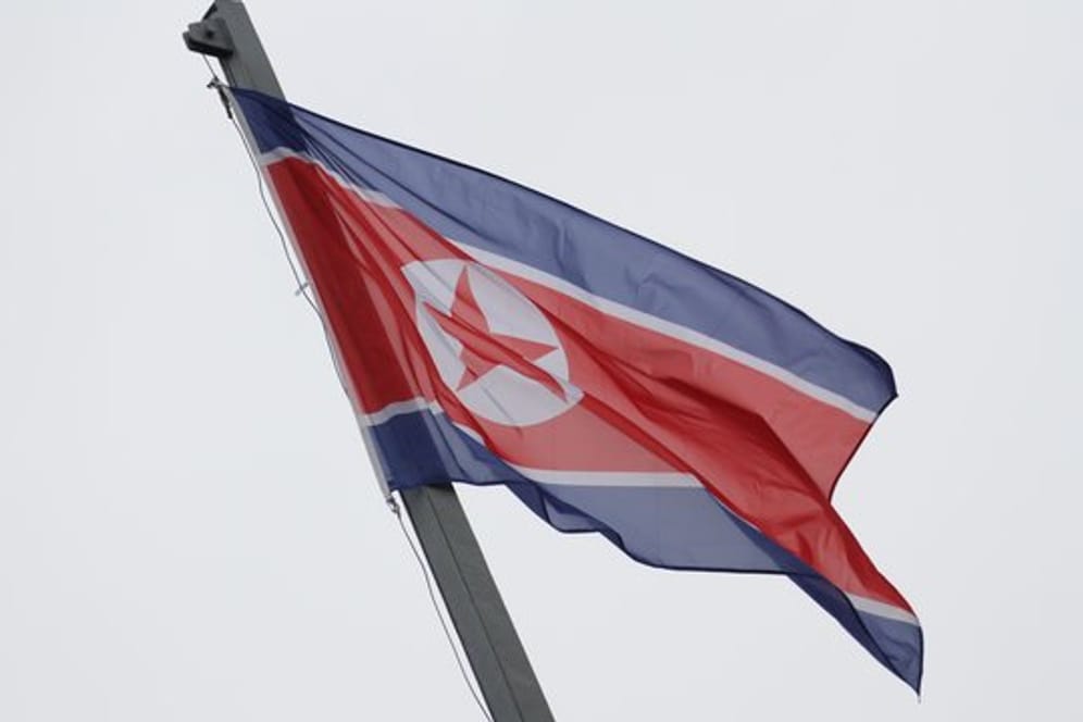 Die Flagge Nordkoreas.