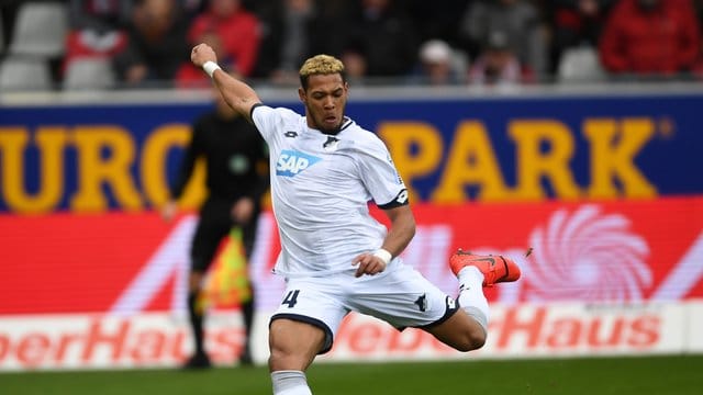 Joelinton steht bei 1899 Hoffenheim bis zum 30. Joelinton steht bei 1899 Hoffenheim bis zum 30.