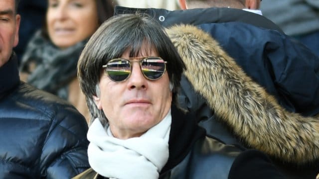 Glaubt an einen spannenden Titelkampf in der Fußball-Bundesliga: Bundestrainer Joachim Löw. Glaubt an einen spannenden Titelkampf in der Fußball-Bundesliga: Bundestrainer Joachim Löw.
