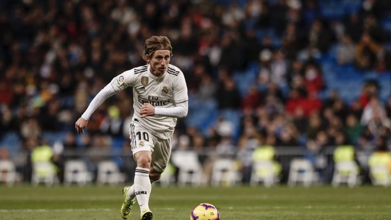 Luka Modric gewinnt mit Real Madrid bei UD Levante.