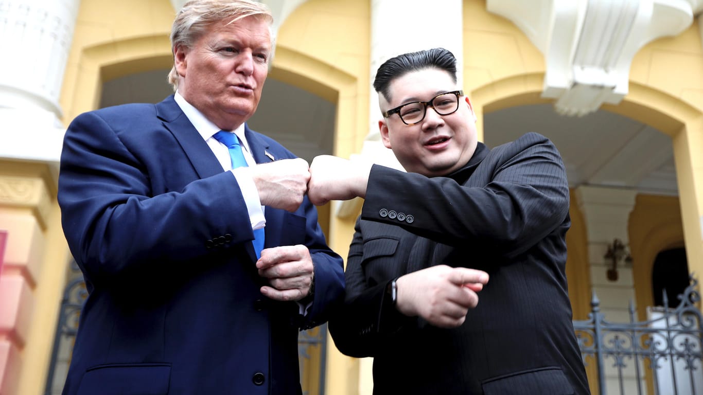 Vor dem zweiten Treffen zwischen US-Präsident Donald Trump und Nordkoreas Diktator Kim sorgten bereits ihre Doppelgänger für Aufsehen in Hanoi.