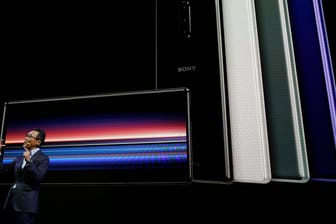 Sony-Chef Mitssuya Kishida präsentiert das neue Sony Xperia 1: "Wir wollen das Smartphone neu definieren", sagt Kishida.