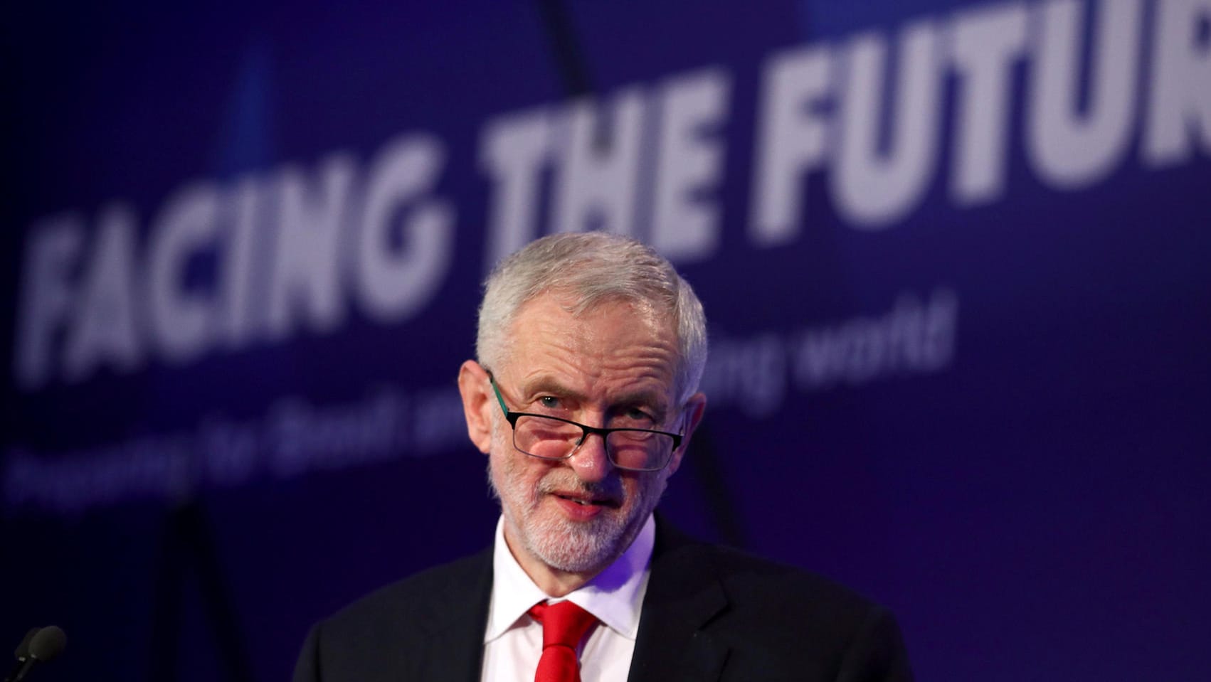 Jeremy Corbyn: Jetzt zeigt sich auch der Labour-Chef offen für eine zweite Abstimmung über den Brexit.