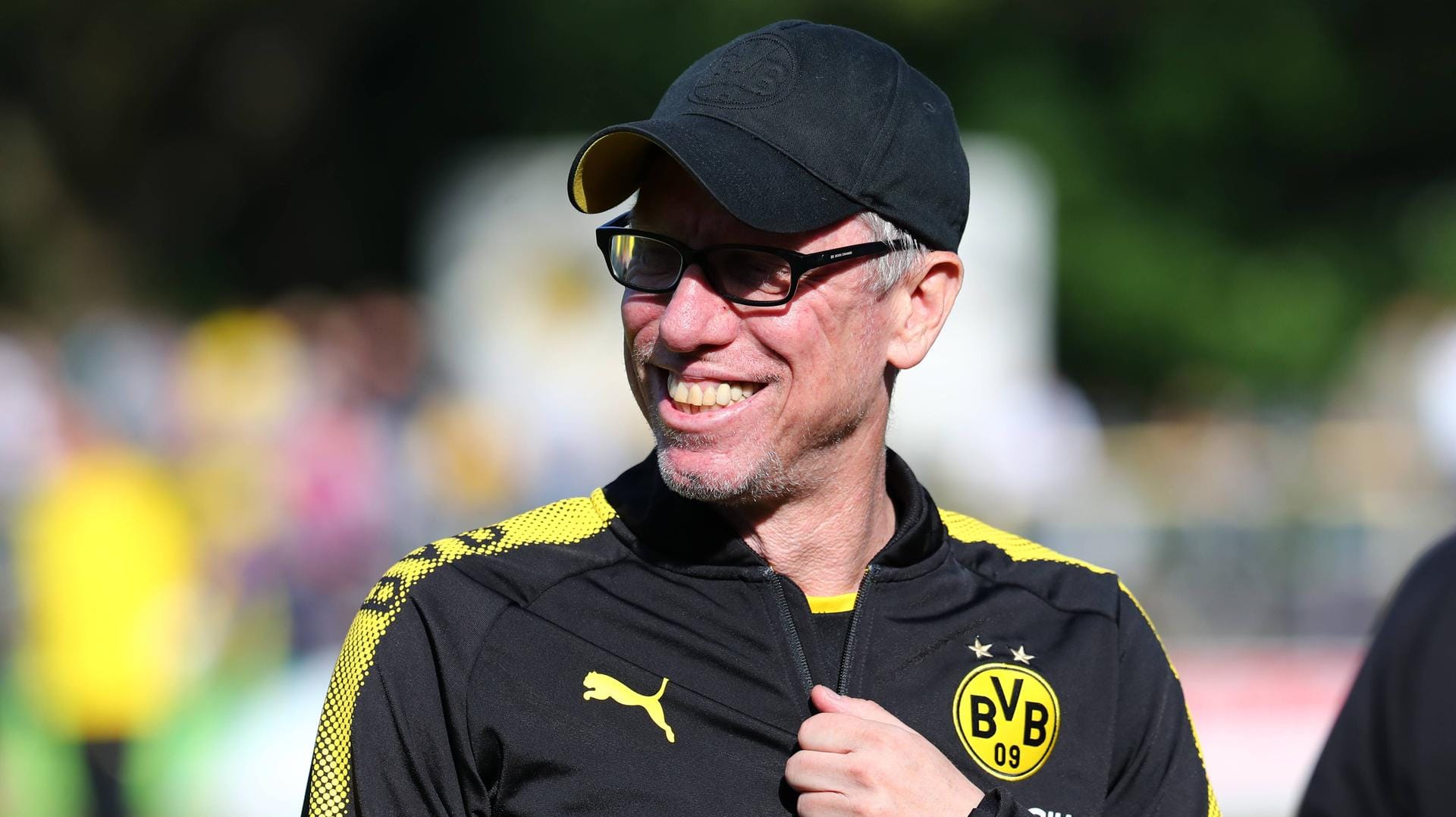 Peter Stöger während seiner Zeit als BVB-Trainer: Heuert der Österreicher in England an?