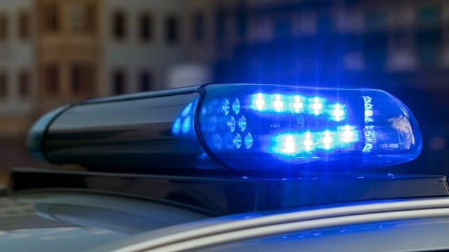 Betrunken und unter Drogen hinterm Steuer - und etwas zu offensiv in der Außendarstellung. Betrunken und unter Drogen hinterm Steuer - und etwas zu offensiv in der Außendarstellung.