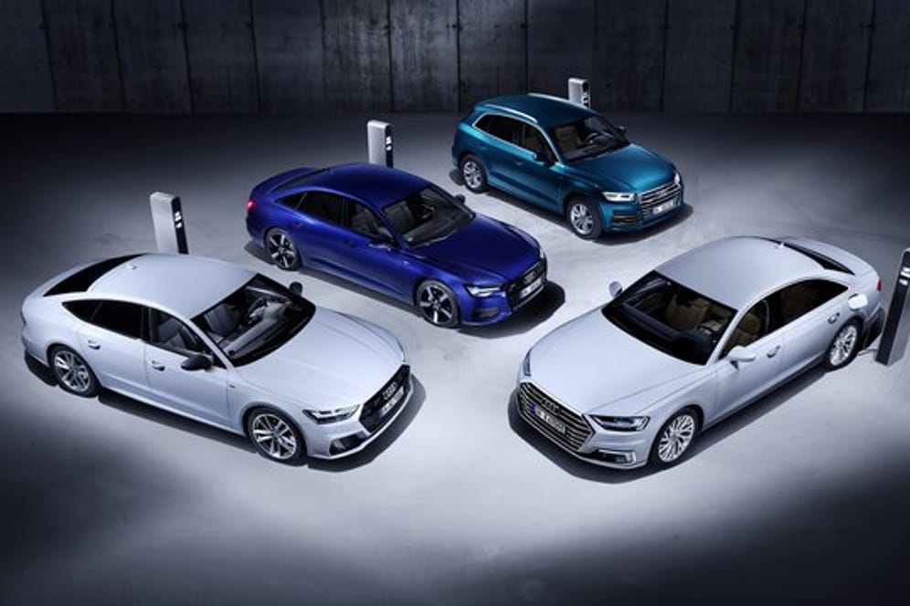 Audi hat die Plug-in-Antriebe seiner Modelle A6, A7 und A8 und den Q5 E-Tron (hinten) erneuert.