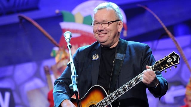 Kabarettist Bernd Stelter bei der "Großen Kölner Mädchensitzung" 2014.