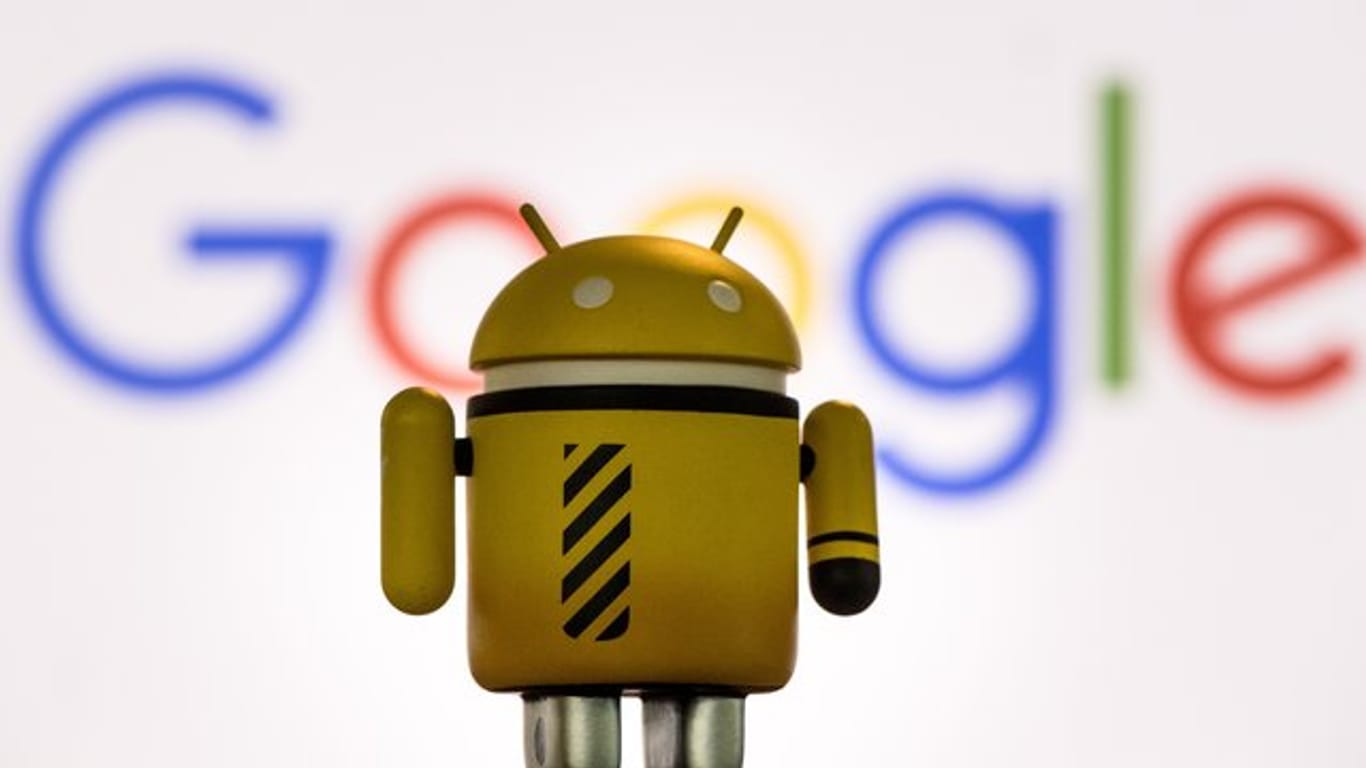 Google will das Android-Betriebssystem für Falt-Smartphones optimieren.