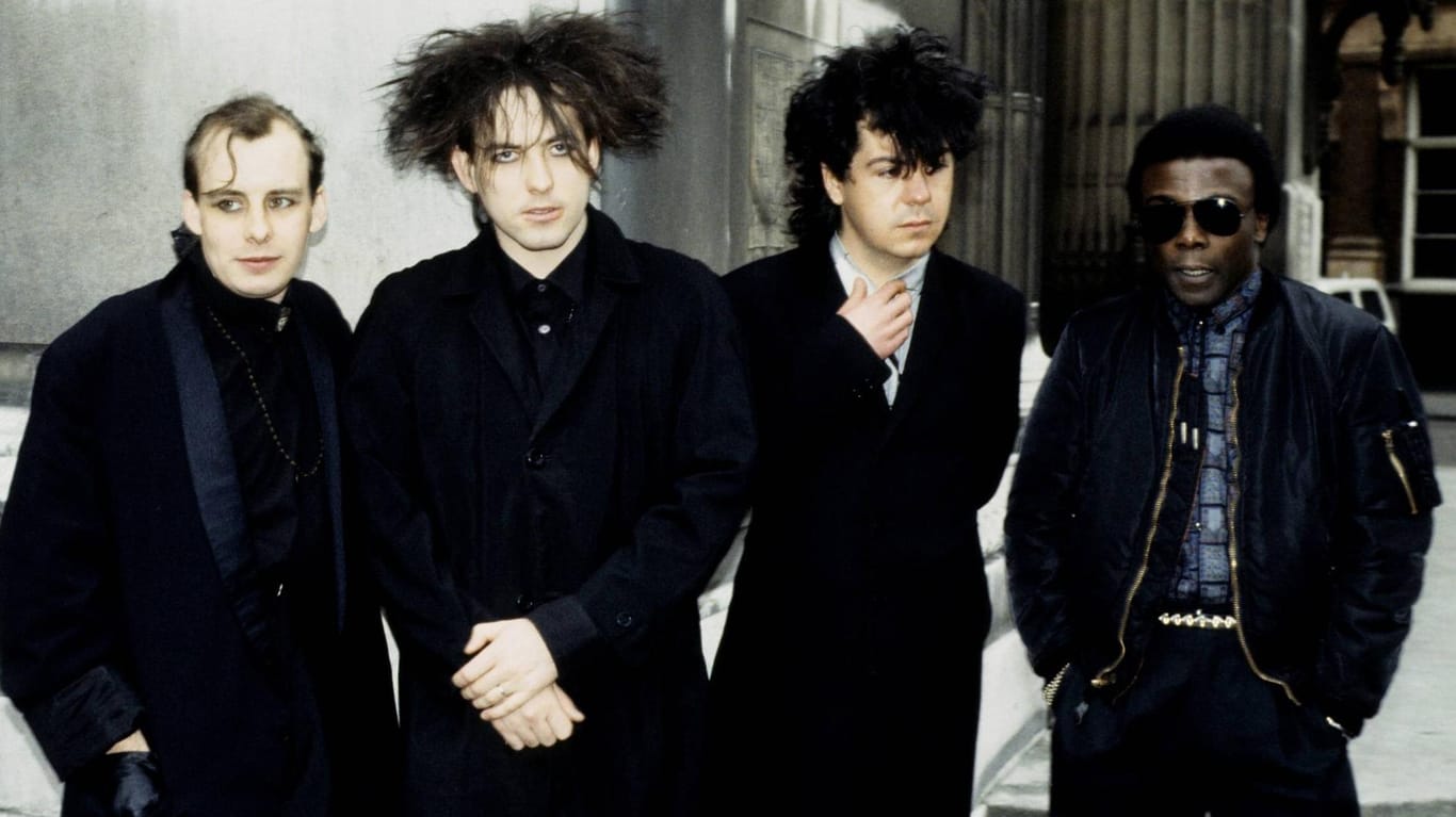 The Cure im Jahr 1984: Ganz rechts im Bild ist der verstorbene Andy Anderson.