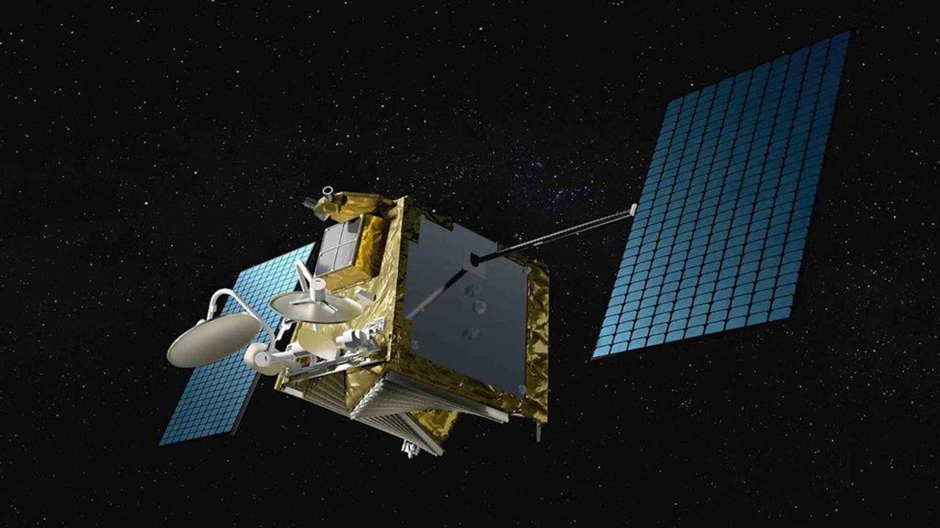 Eine undatierte Computergrafik eines OneWeb-Satelliten im Weltall: Die ersten sechs OneWeb-Satelliten für weltweites Internet sind an Bord einer Sojus-Rakete ins All gestartet.