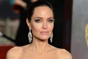 Angelina Jolie: Zu einer Veranstaltung brachte sie jetzt ihre sechs Kinder mit.