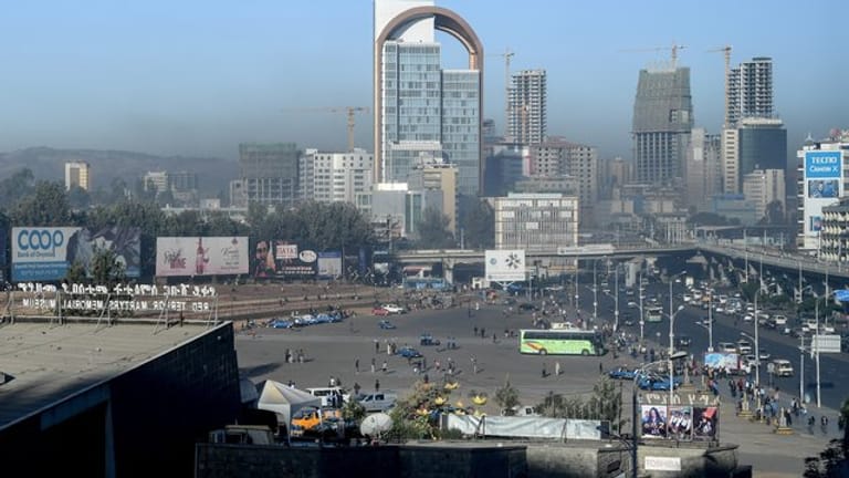 In Addis Abeba mit geschätzten sechs Millionen Einwohnern gibt es der Stadtverwaltung zufolge etwa 300.