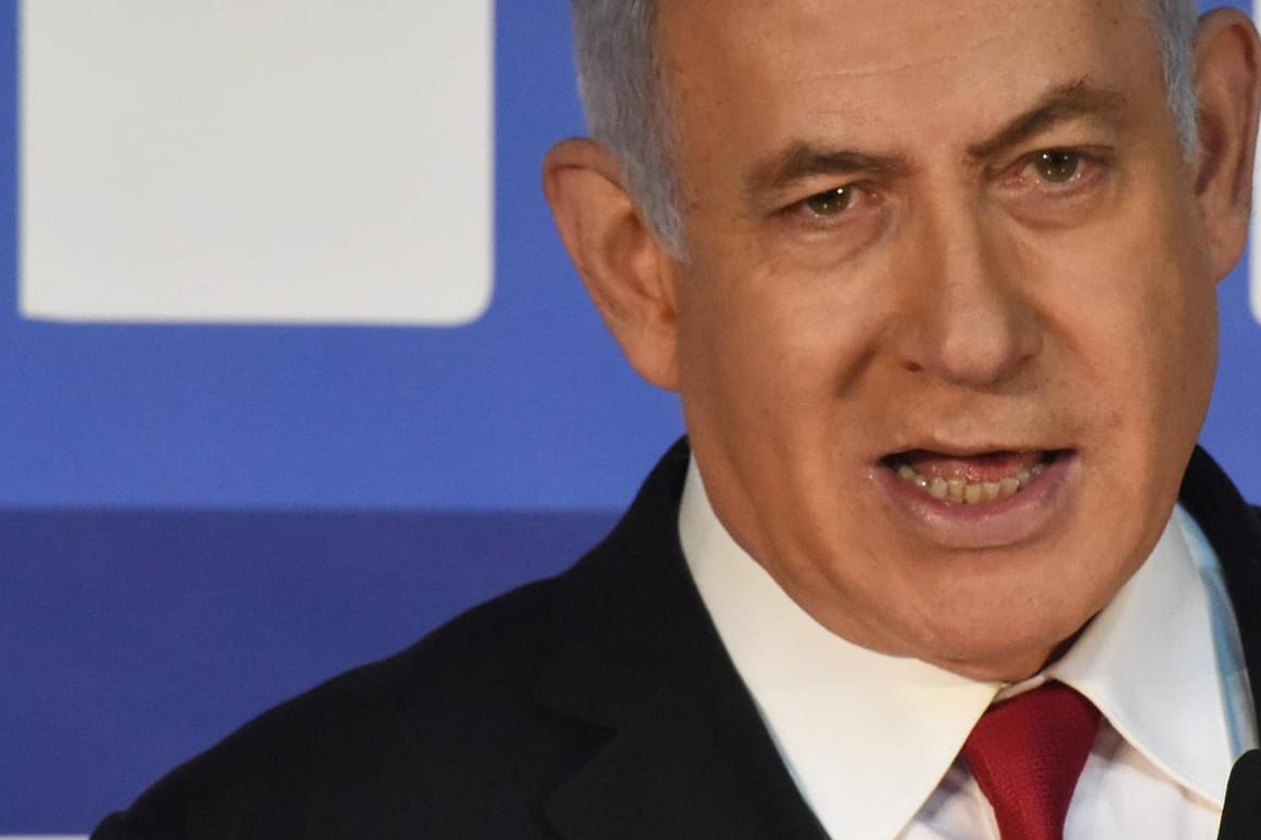 Israels Premierminister Benjamin Netanjahu: Eine Anklageerhebung steht offenbar kurz bevor. Das bringt ihn in Bedrängnis.