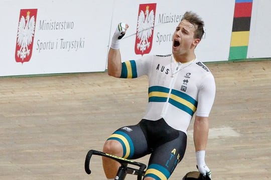 Durfte innerhalb kürzester Zeit zweimal über Gold in Pruszkow jubeln: Australiens Samuel Welsford.