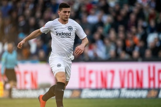 Frankfurts Luka Jovic fürhrt mit 15 Treffern die Torjägerliste der Bundesliga an.