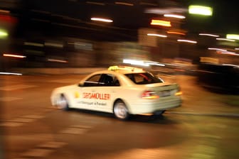 Taxi: Der Angeklagte flüchtete im Mai 2017 mit einem gestohlenen Taxi vor der Polizei.