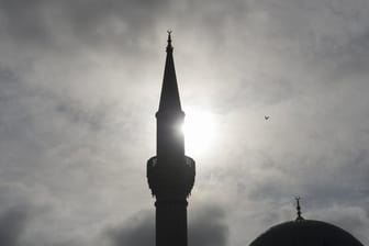 Silhouette einer Moschee in Berlin.