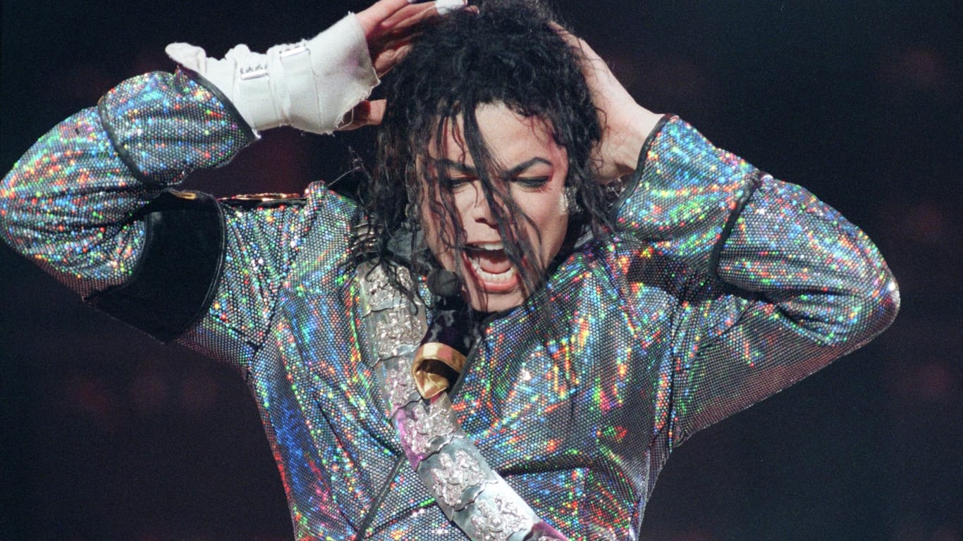 Zehn Jahre nach dem Tod von Michael Jackson: Eine neue Dokumentation thematisiert alte Vorwürfe.