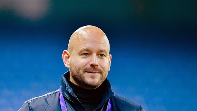 Hoffenheims Sportdirektor Alexander Rosen geht mit dem Interesse an Stürmer Joelinton gelassen um. Hoffenheims Sportdirektor Alexander Rosen geht mit dem Interesse an Stürmer Joelinton gelassen um.