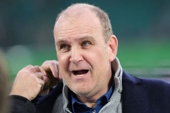 Wolfsburgs Geschäftsführer Sport Jörg Schmadtke entschuldigt sich für die Aussagen über Labbadia.