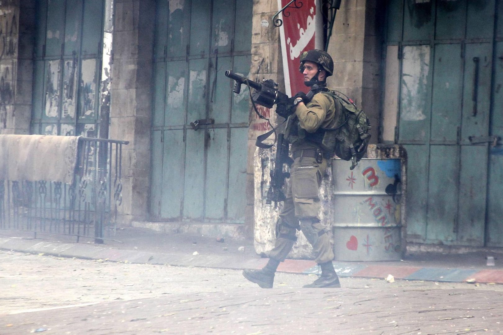 Ein israelischer Soldat im Westjordanland