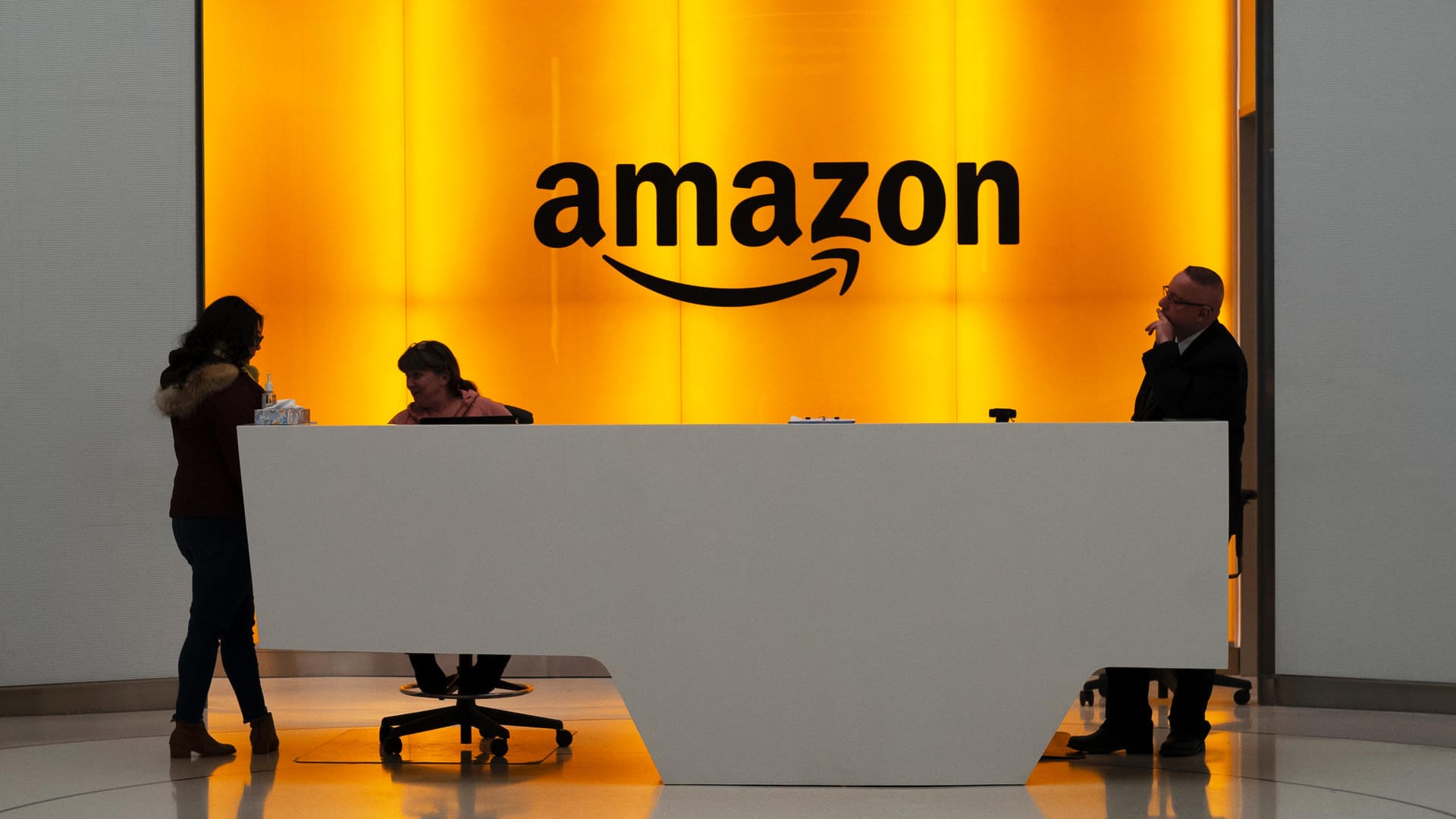 Amazon-Logo in New York: Angriff auf den Einzelhandel