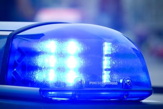 Ein 21-Jähriger soll einen zehnjährigen Jungen auf dem Schulweg angesprochen und in seinen Wagen gelockt haben.