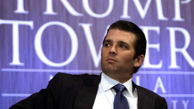 Der Justizausschuss verlangt unter anderem von Donald Trump Junior, dass er Dokumente im Zusammenhang mit der Entlassung des FBI-Chefs Comey bereitstellt. Der Justizausschuss verlangt unter anderem von Donald Trump Junior, dass er Dokumente im Zusammenhang mit der Entlassung des FBI-Chefs Comey bereitstellt.