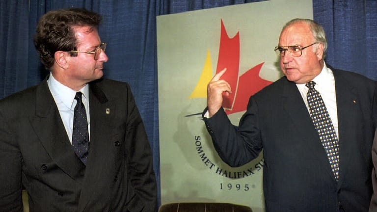 Auf dem Wirtschaftsgipfel: Klaus Kinkel und Helmut Kohl 1995 in Kanada