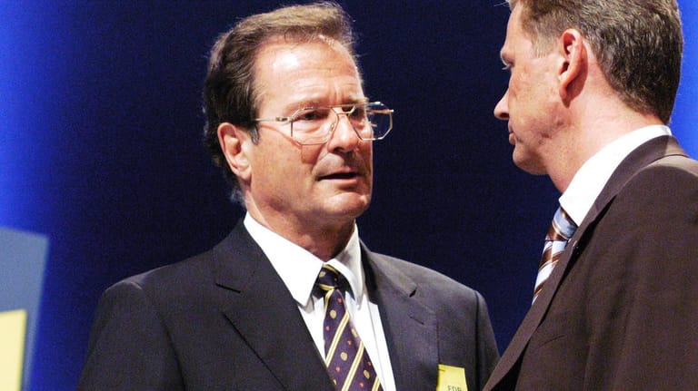 Klaus Kinkel und Guido Westerwelle im Jahr 2003: Der ehemalige Außenminister und FDP-Vorsitzende Kinkel ist jetzt im Alter von 82 Jahren gestorben.
