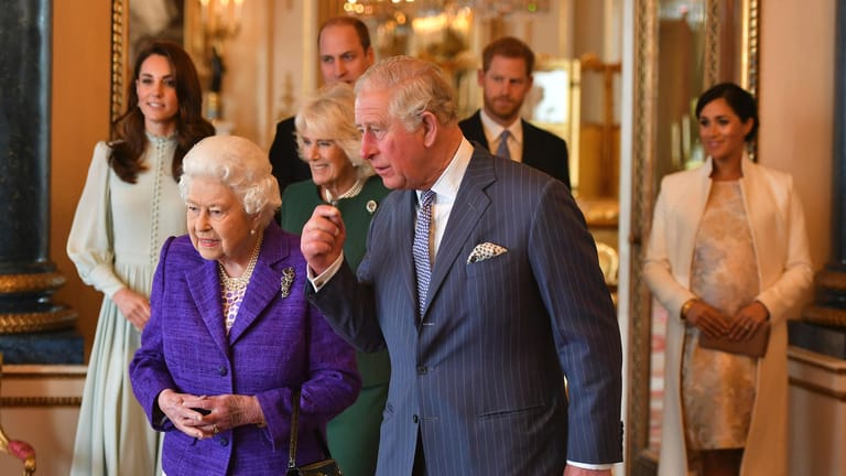 50. Jahrestag von Prinz Charles' Amtseinführung als Prince of Wales: Die ganze Familie lässt ihn hochleben.